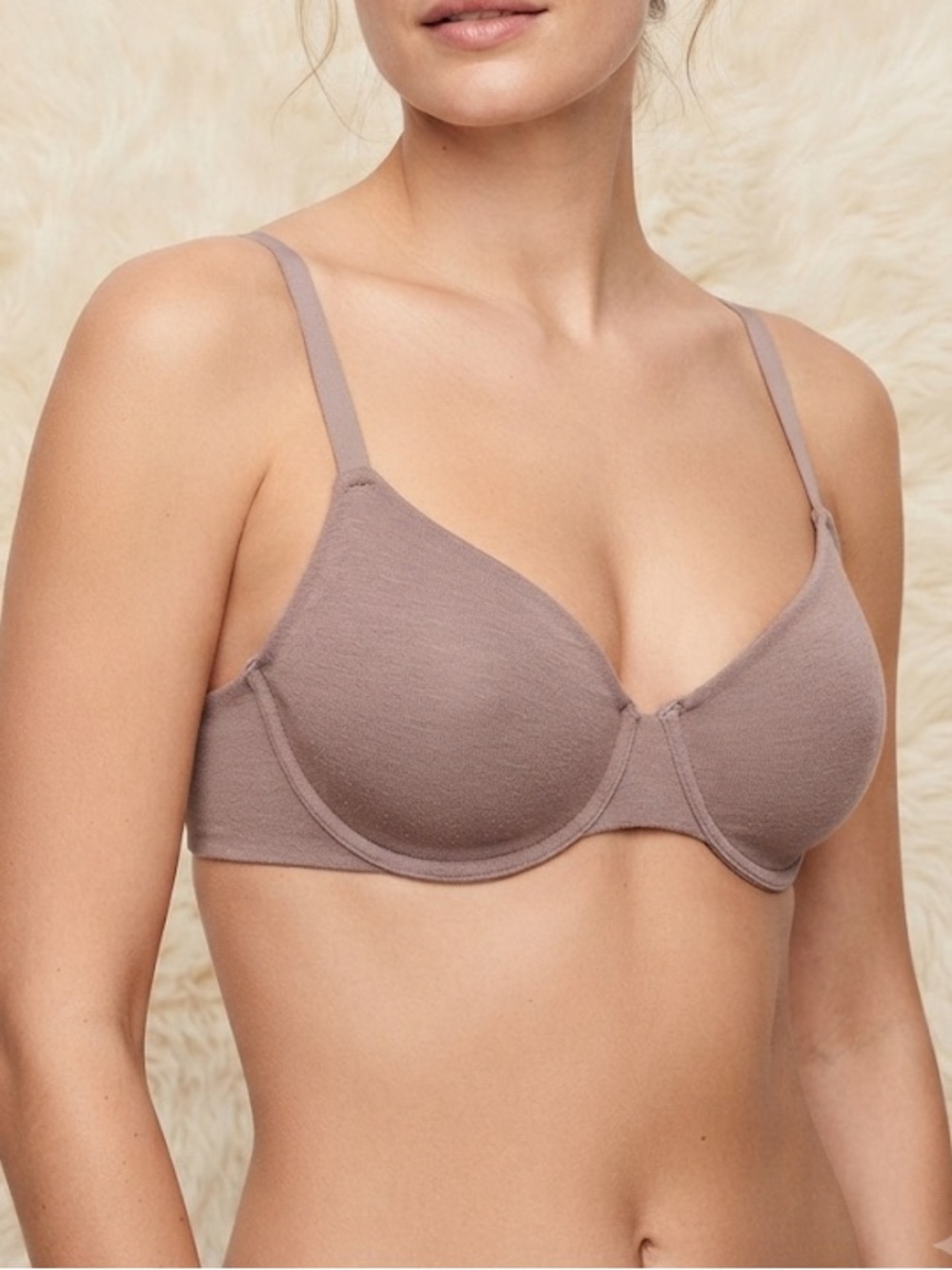 Skims T-shirt Bra Size 34C Sienna Mid Tone Taupe Wired Cup